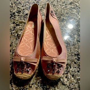 Vera Wang mauve pink espadrilles